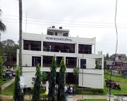 গরিবের টাকায় এমপির দেওয়া এসি খুলে নেন ওসি